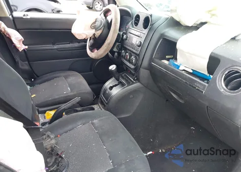 2012 Jeep Compass Sport z USA, uszkodzony, nr VIN 1C4NJDBB4CD578897